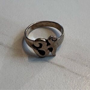Silver Om Symbol Ring